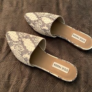 Steve Madden Mule Flats